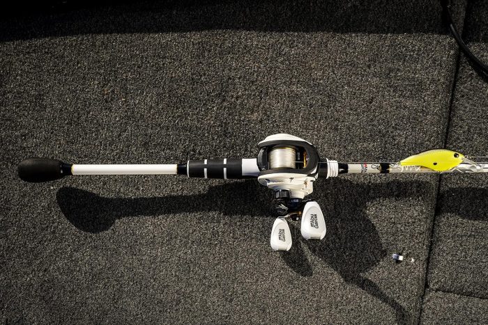 Abu Garcia Pro Max & Max Pro Low Profile Baitcast Reel and Fishing Rod Combo - Image 10